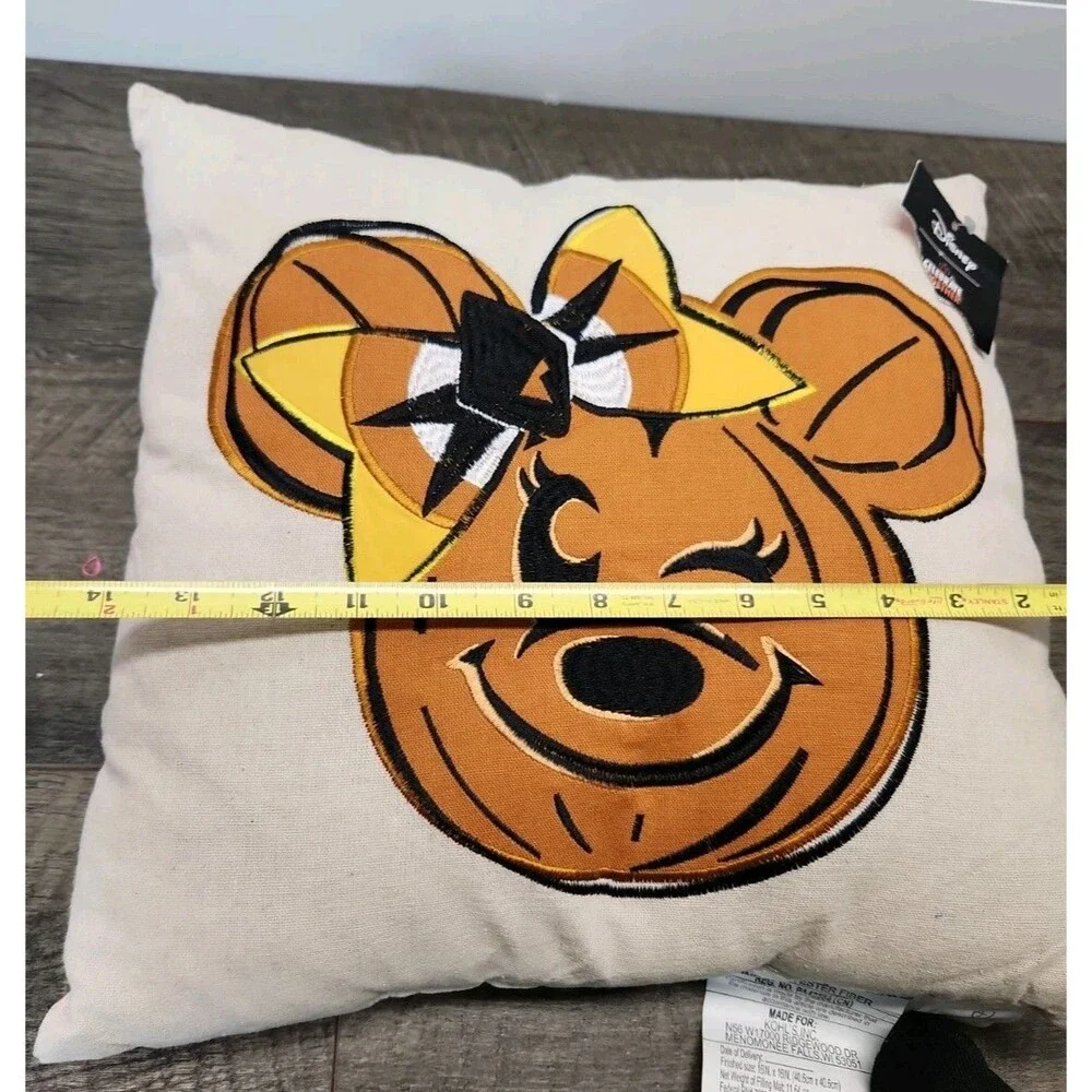 Disney Halloween Minnie Mouse Embroidered Pumpkin 14x14 Throw Pillow NWT New